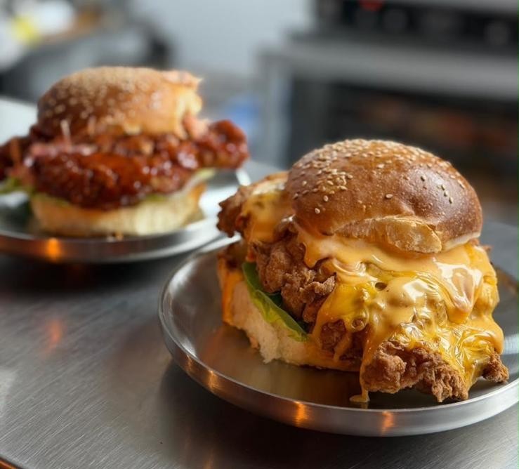 Juicy Burger